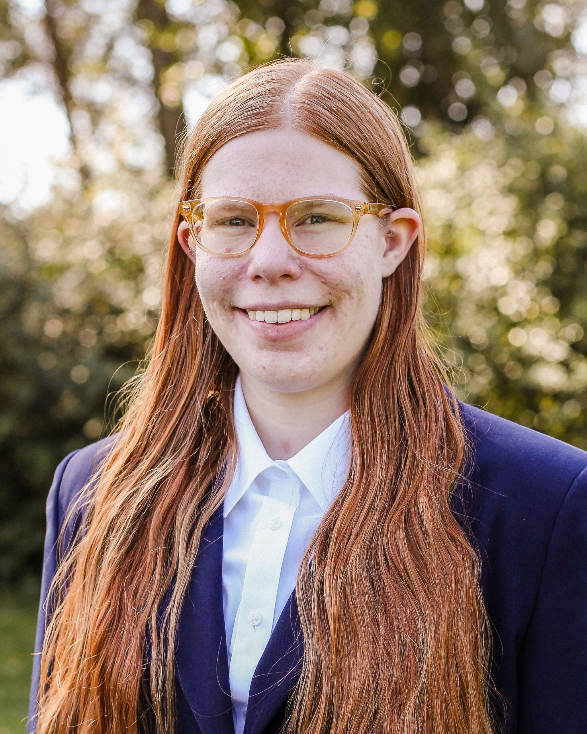 Headshot of Betsy Bixby